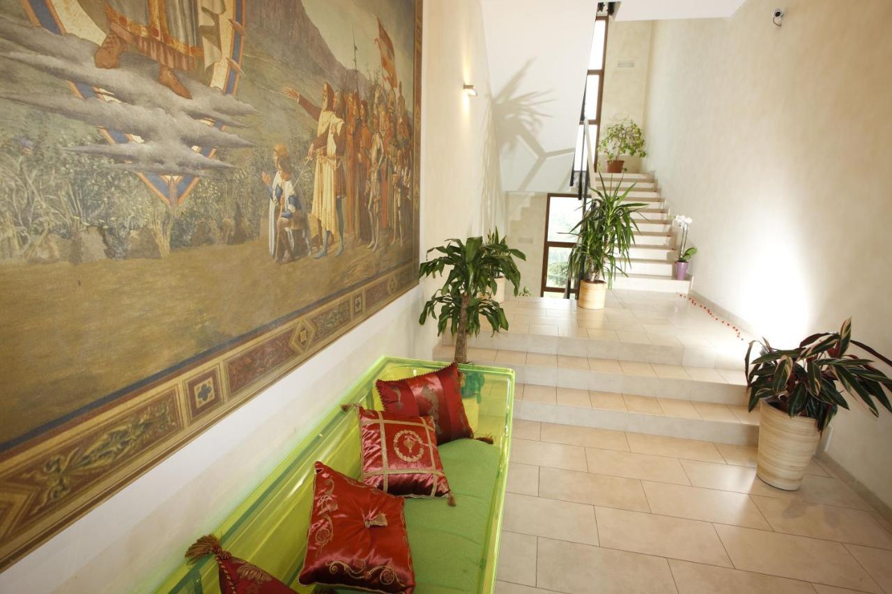 Hotel Il Monte Serravalle Exterior photo