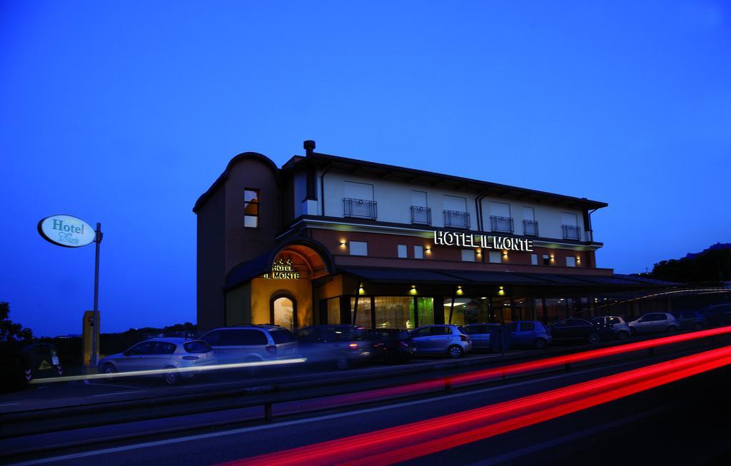 Hotel Il Monte Serravalle Exterior photo